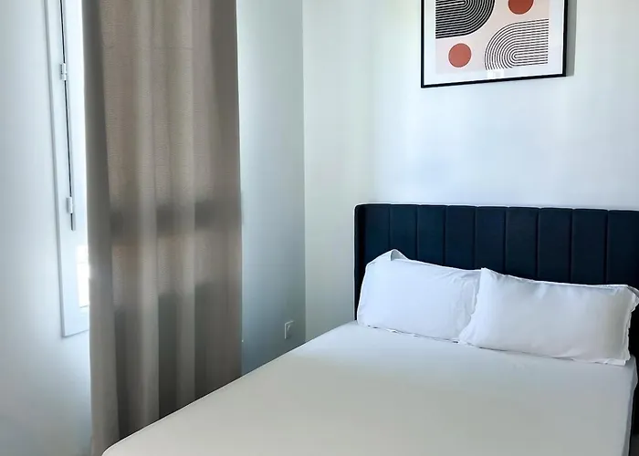 Equipped In Lormont&free Parking Appartamento