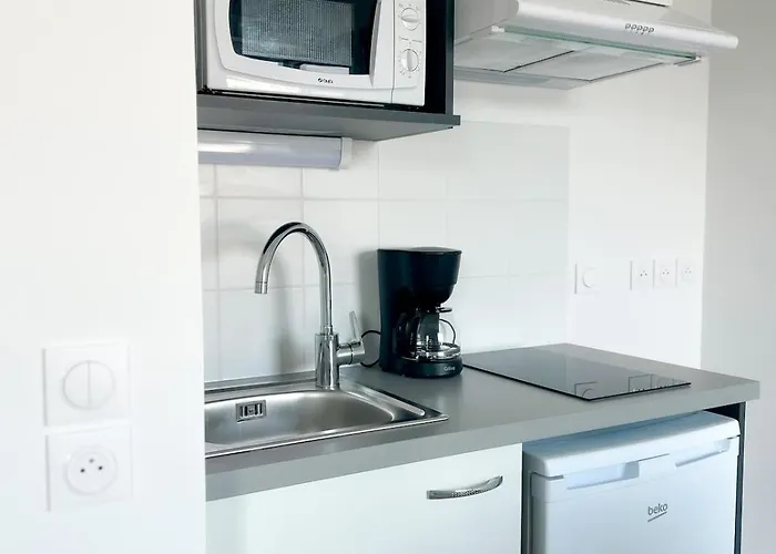 Equipped In Lormont&free Parking
